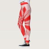 All-Over-Print Leggings met rode kunst (Links)