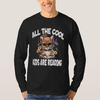 All The Cool Kids Are Reading Cat for Readers T-shirt