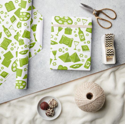 All The Symbols For Passover In Green  Cadeaupapier (Crafts)
