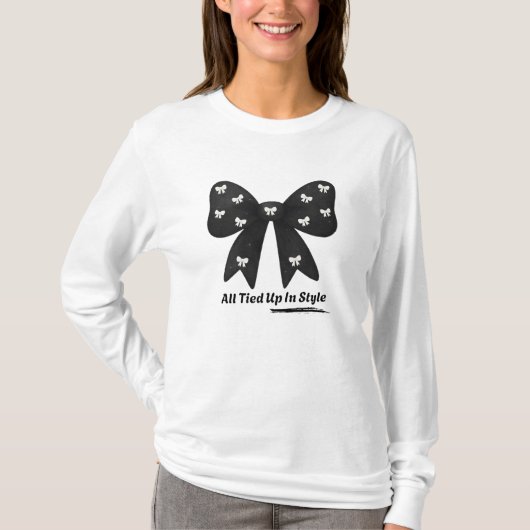 All Tied Up In Style – Chic Minimalist Bow T-Shirt (Voorkant)
