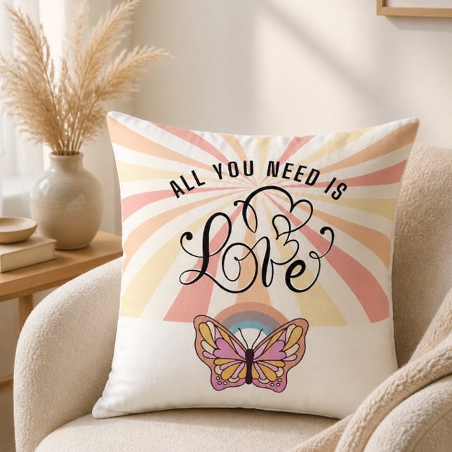 All You Need is Love Groovy Vlinder Kussen (Creator heeft geüpload)