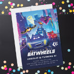 Alle Batwheels™ Kids Verjaardag bellen Kaart<br><div class="desc">Beleef het feest van je kleintje met deze aanpasbare "Calling All Batwheels™" Kids Birthday Invitation! Met een levendig Batwheels™-ontwerp met gedurfde,  dynamische tekst,  zet deze uitnodiging het podium voor een leuk gevuld feest met een superheldenthema. Personaliseer het met al uw evenementdetails om het echt uniek en opwindend te maken.</div>