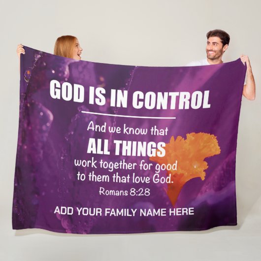 ALLE DINGEN WERKEN SAMEN Christelijke familienaam Fleece Deken (In situ)