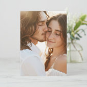 Alle foto's in een Vellum achtergrond bruiloft Kaart (Staand voorkant)