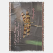 Alle goede dingen zijn Wilde en Vrije Dragonfly Deken (Voorkant Verticaal)