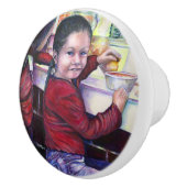 Alle goede meisjes halen ijskap keramische knop (Rechts)