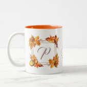 Alle letters Modern Boho Fall laat monogram achter Tweekleurige Koffiemok (Links)