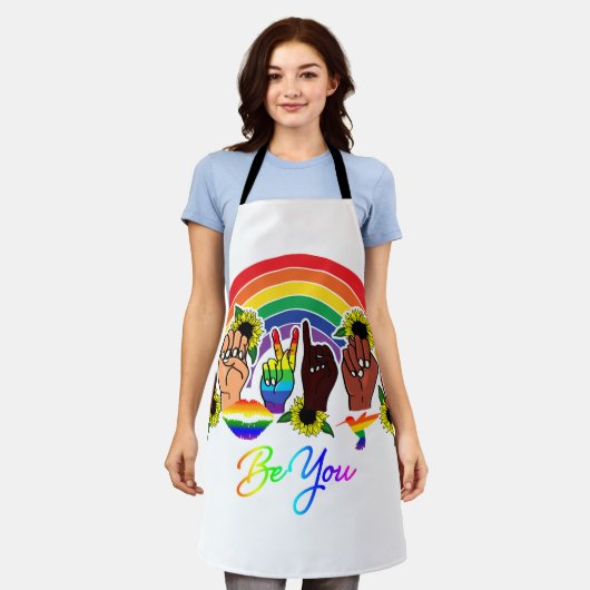 Alle rassen trots schort (Gedragen)