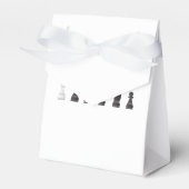 Alle zwarte stukken, één wit, schaakstukken bedankdoosjes (Voorkant Zijde)