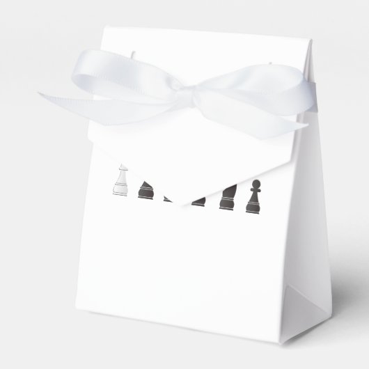 Alle zwarte stukken, één wit, schaakstukken bedankdoosjes (Voorkant Zijde)
