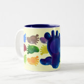 Alleen de rechtervoet tweekleurige koffiemok (Voorkant links)