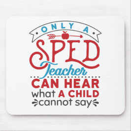 Alleen een afgestudeerde leraar kan kletspraatjes  muismat