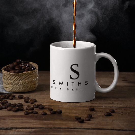 alleen een eenvoudig wit (met naam en initialen) koffiemok