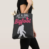 Alleen een meisje dat van Bigfoot houdt Tote Bag (Dichtbij)