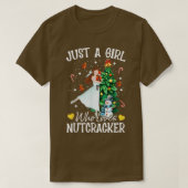 Alleen een meisje dat van de Nutcrackers kerstball T-shirt (Design voorkant)