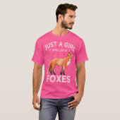 Alleen een meisje dat van foxes houdt t-shirt (Voorkant volledig)
