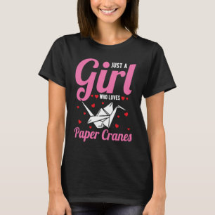 Alleen een meisje dat van papieren kranen houdt t-shirt