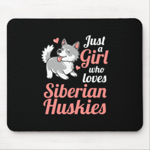 Alleen een meisje dat van Siberian Husky houdt Muismat