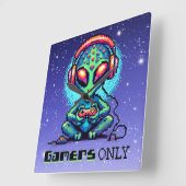 Alleen gamers | Pixel Art Alien Vierkante Klok (Hoek)