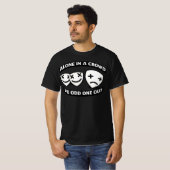 Alleen in een Menigte Uit de Toon Vallend Stedelij T-shirt (Voorkant volledig)