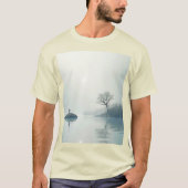 Alleen in het nestontwerp t-shirt (Voorkant)