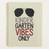 Alleen kleuterschool sfeer terug naar school planner (Voorkant)