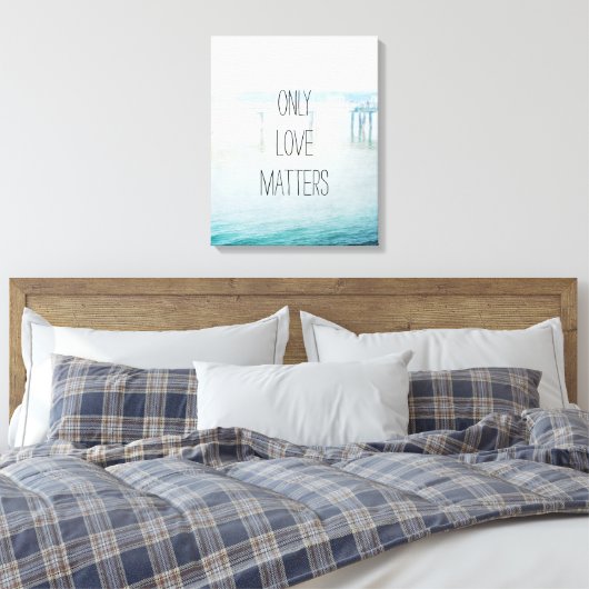 Alleen liefde doet ertoe canvas afdruk (Insitu (Slaapkamer))