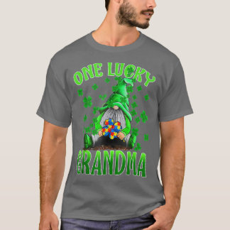 Alleen Lucky Grandma Gnomes Autism St Patrick's Da T-shirt
