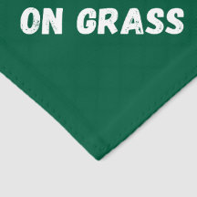 Alleen poepen op gras
