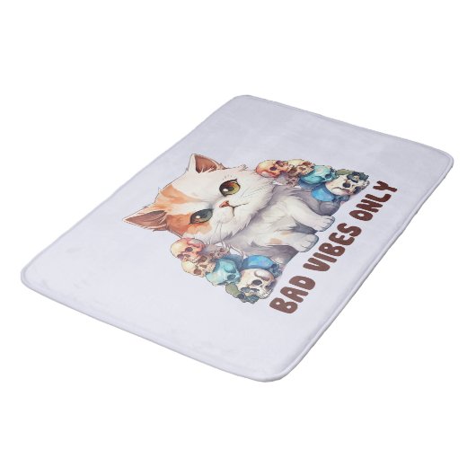 Alleen slechte vibes - Fierce Cat & Skulls Gothic  Badmat (Gekanteld)