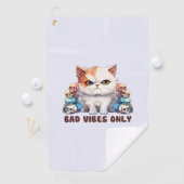 Alleen slechte vibes - Fierce Cat & Skulls Gothic Golfhanddoek (Insitu)