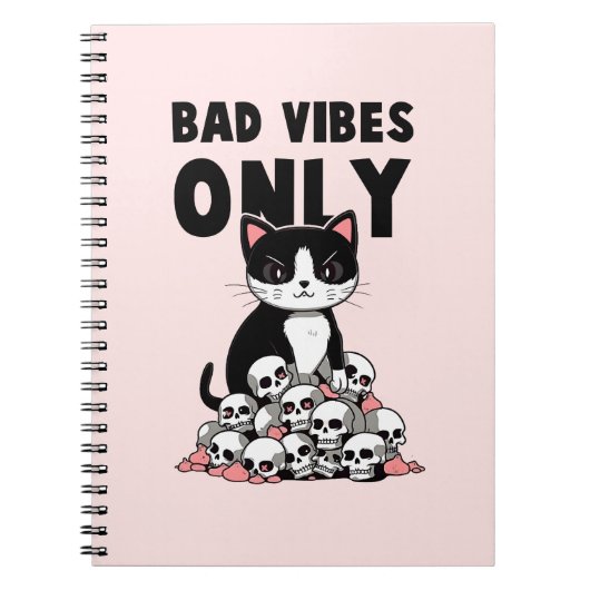 Alleen slechte vibes - Kat & schedels Notitieboek (Voorkant)