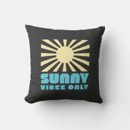 Alleen Sunny Vibes – Bold Retro Sunshine Graphic Kussen