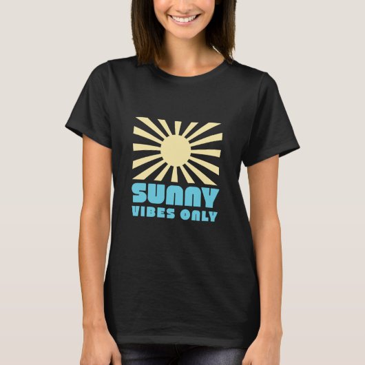 Alleen Sunny Vibes – Bold Retro Sunshine Graphic T-shirt (Voorkant)