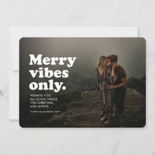 Alleen vrolijke vibraties leuk retro vakantie foto feestdagenkaart