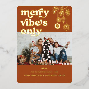 Alleen vrolijke vibraties Retro kerstfoto vakant Folie Feestdagenkaart