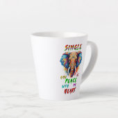 Alleenstaand en in vrede met mijn hart latte mok (Rechterhoek)