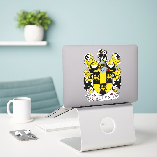 Allen Family Crest Sticker (Laptop op bureau)