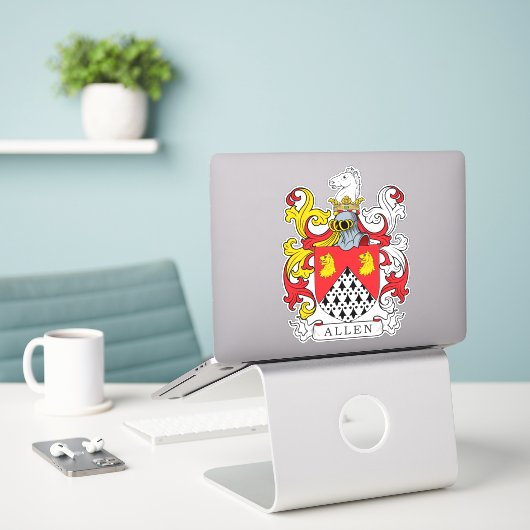 Allen Family Crest Sticker (Laptop op bureau)