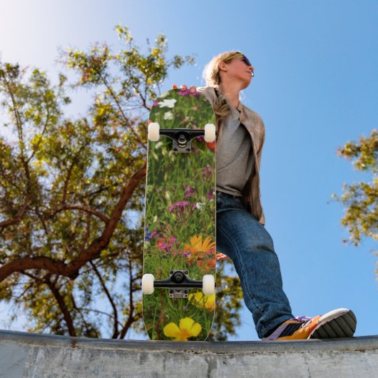 Allerlei mooie bloemen persoonlijk skateboard (Buiten 1)
