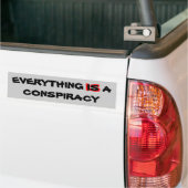 ALLES IS EEN ONSPIRATIE BUMPERSTICKER (Op Truck)