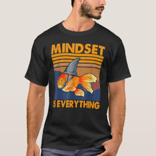 Alles is Mindset Shark Fin Goldfish Vintage T-shirt