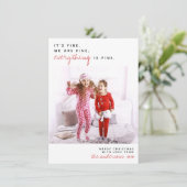 Alles is prima | Funny Merry-kerstfoto Feestdagenkaart (Staand voorkant)