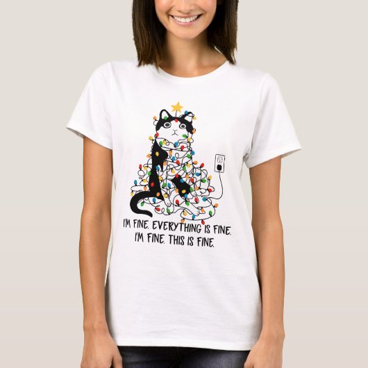 Alles is prima met Cat Messy Kerstmis T-shirt (Voorkant)