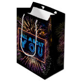 Alles over je neon teken met vuurwerk medium cadeauzakje (Voorkant Gekanteld)