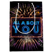 Alles over je neon teken met vuurwerk medium cadeauzakje (Voorkant)