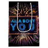 Alles over je neon teken met vuurwerk medium cadeauzakje (Achterkant)