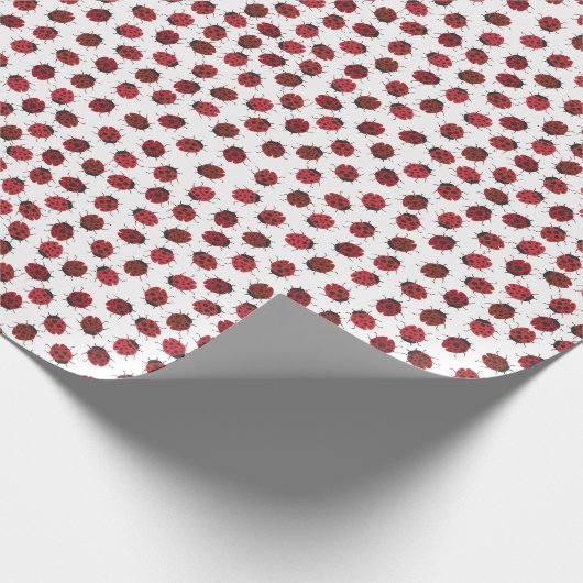 Alles over moderne Rode Ladybugs Cadeaupapier (Hoek)