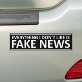 Alles wat ik niet leuk vind is FAKE NEWS-Bumper St Bumpersticker (Op auto)