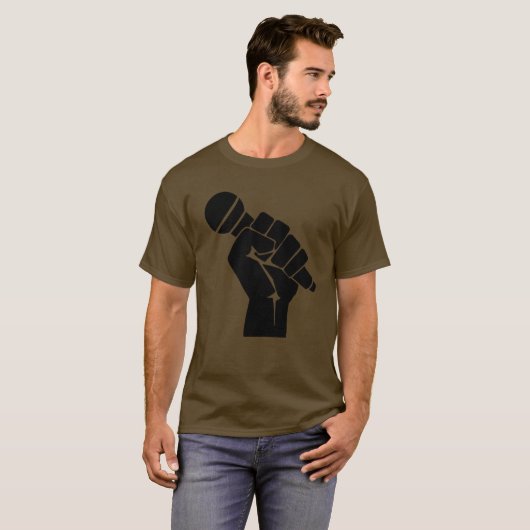 ALLES WAT IK NODIG HEB IS ÉÉN MIC T-SHIRT (Voorkant volledig)